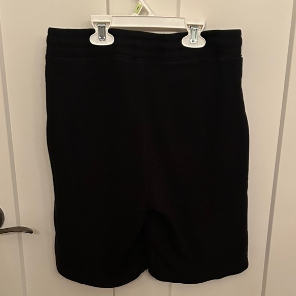 Old Navy Kids Black Shorts, size 14-16 - Picture 4 of 5